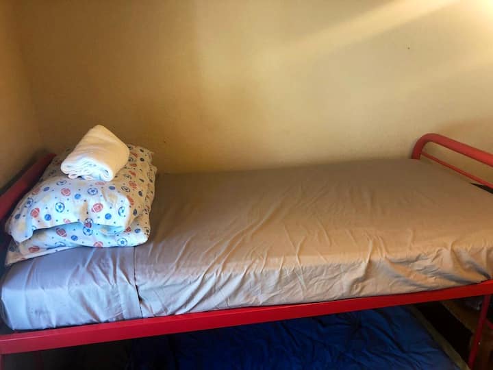 Private Room - Shared Bathroom - American Canyon, CA