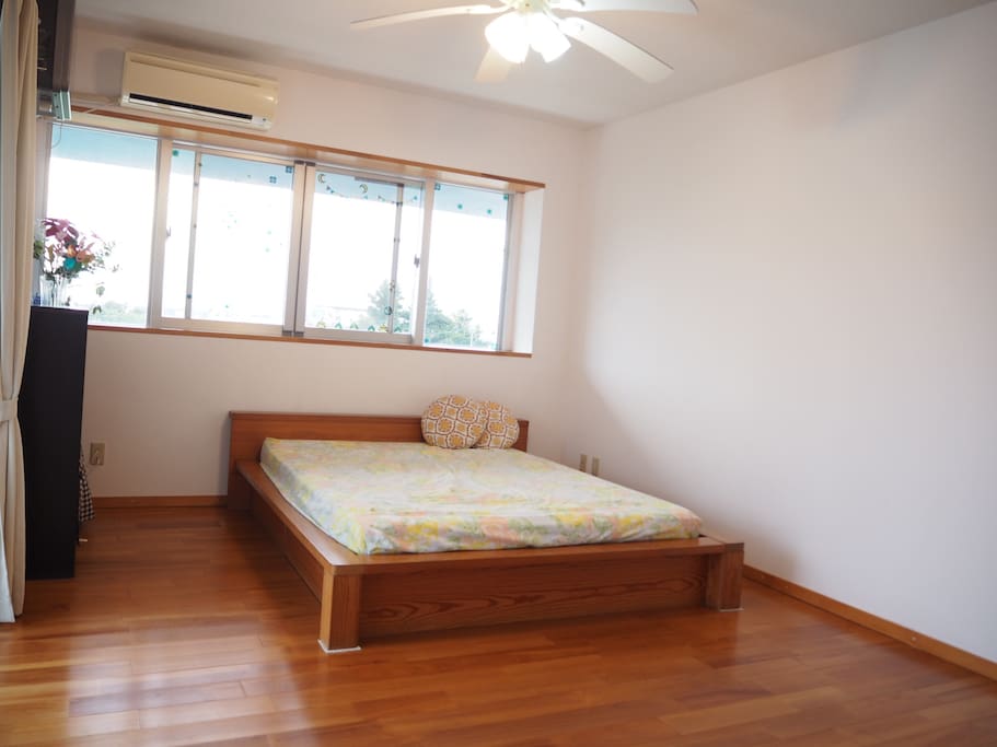 king size bed