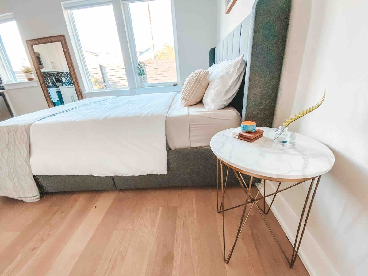 Brand New Studio Apartment with Private Entrance