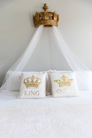 Prince Philip-Royal Treatment Near Garden District gallery image 2