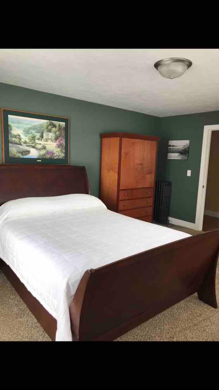 למעלה חדר שינה 6