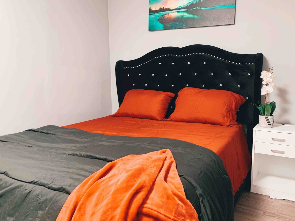 El dormitorio #3 tiene capacidad para 2 personas. 