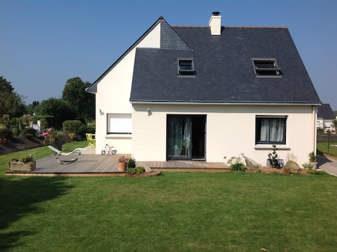 Sea, golf and history