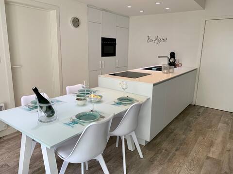 Modern appartement op 50 meter van de wandeldijk