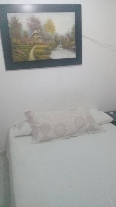 Habitacion con cama doble