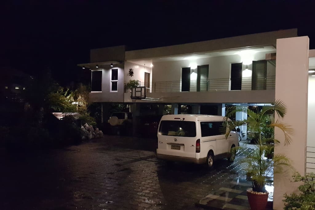 Building 2 - Guestroom with safe parking area at the ground floor.