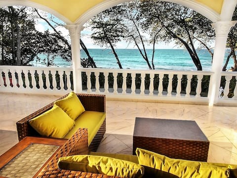 Perfect for CELEBRATION!!! Sosua OCEANFRONT VILLA