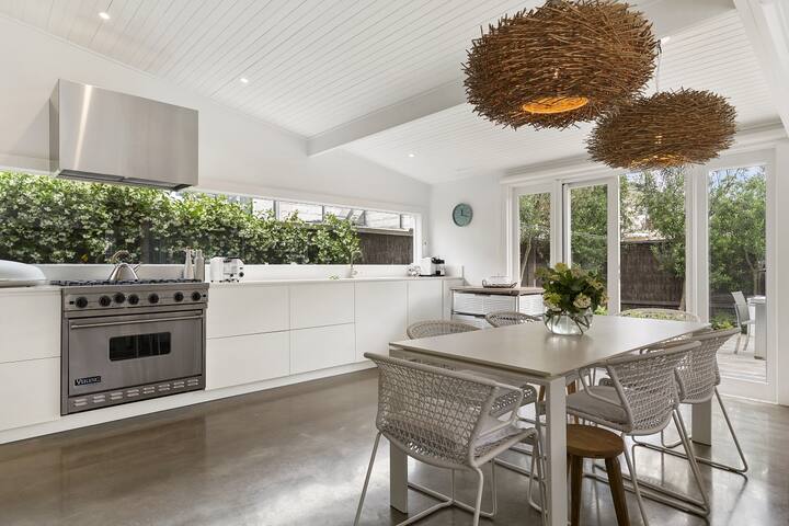 Walk to Back Front Beach, Village, Heated Pool gallery image 5