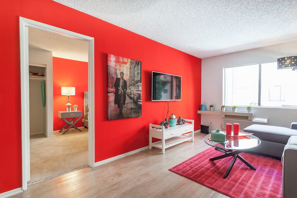 Spacious living room