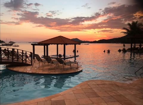Apartment with sea view in Angra dos Reis Resort
