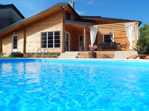 Casa  Laganini,  house with pool