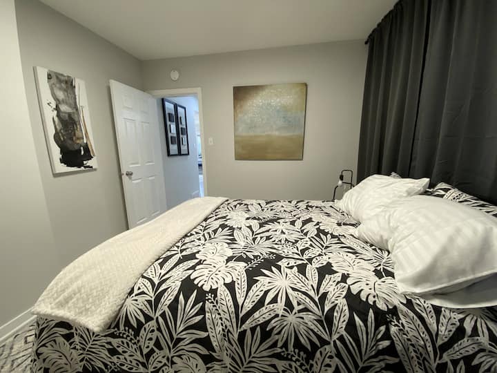 Bedroom 2 with queen size pillow top mattress.