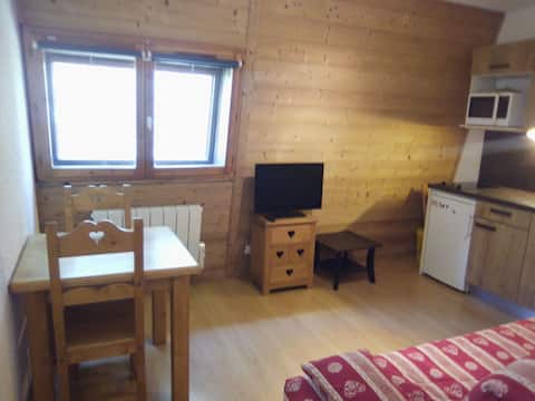 Top Airbnb: Hyper-central studio, Résidence le Diamant à Les Deux Alpes