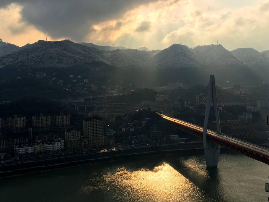 阳台外的冬天
