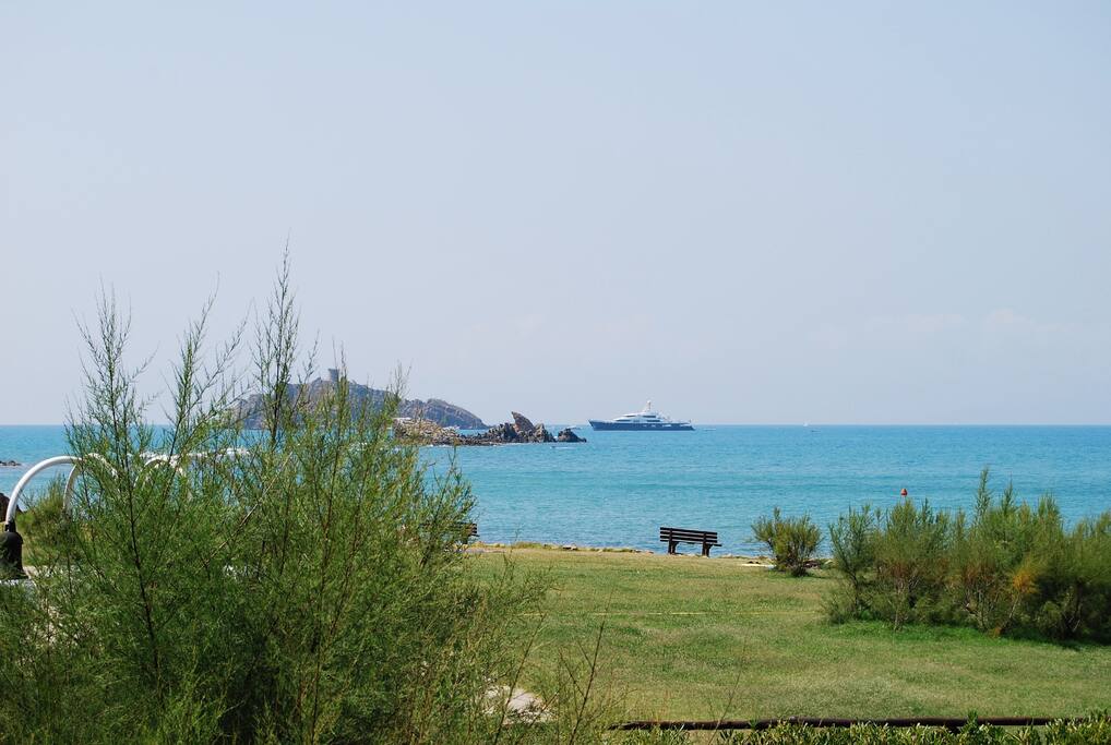 Isola dello Sparviero dal Porto di Punta Ala