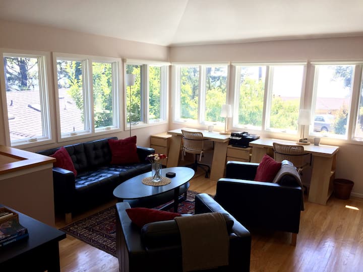 Beautiful Berkeley Hills Apartment