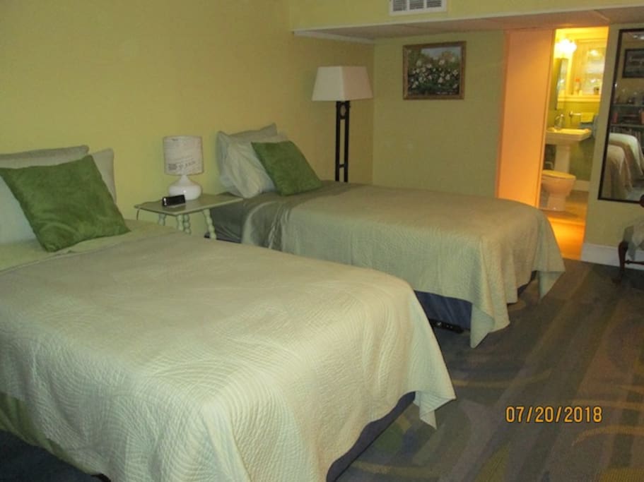 Two twin beds in bedroom
