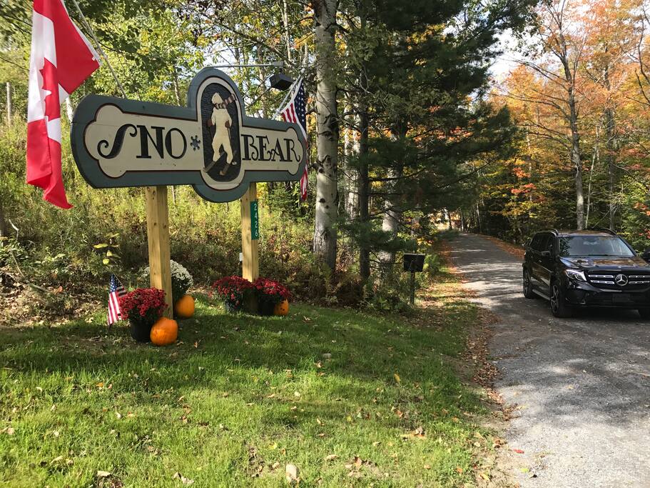 Entrance from Mountain Road