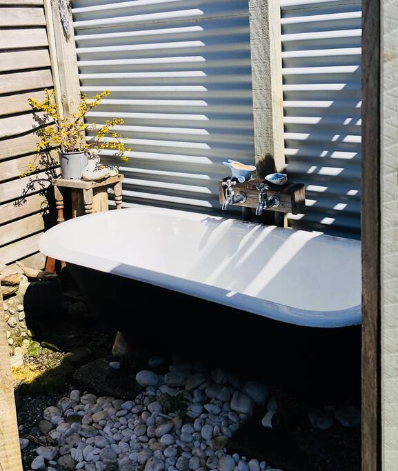 Outdoor bath area