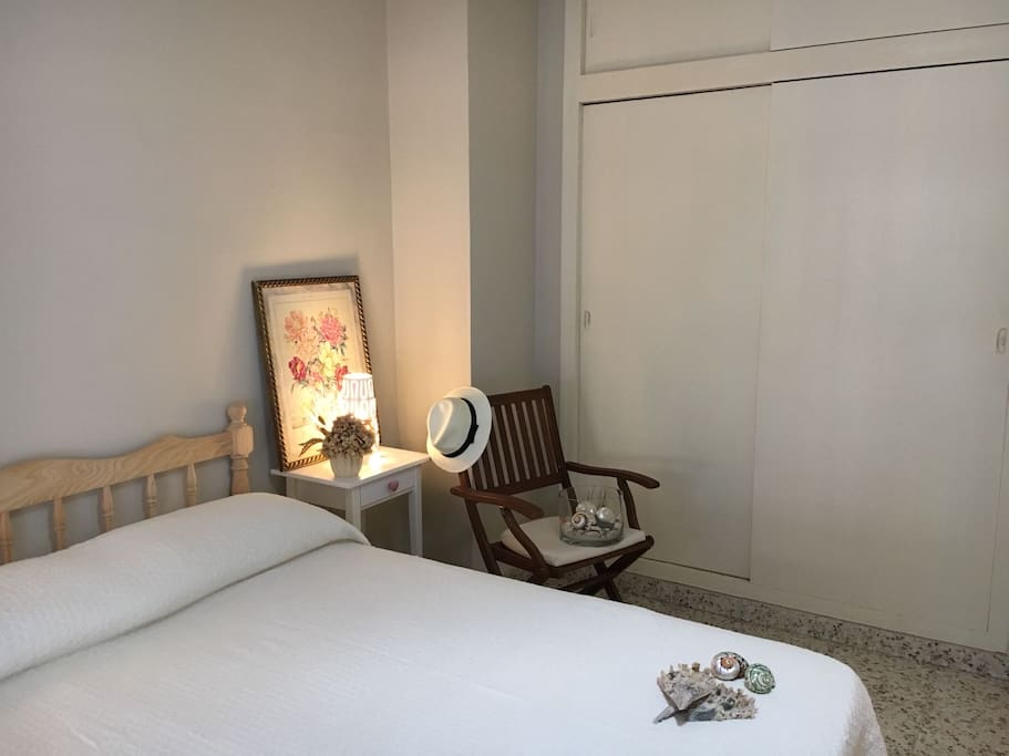 Habitación uno matrimonial con cama adicional foto 2