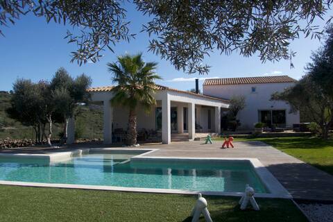 Very quiet modern house in the countryside and sea for 6 people
