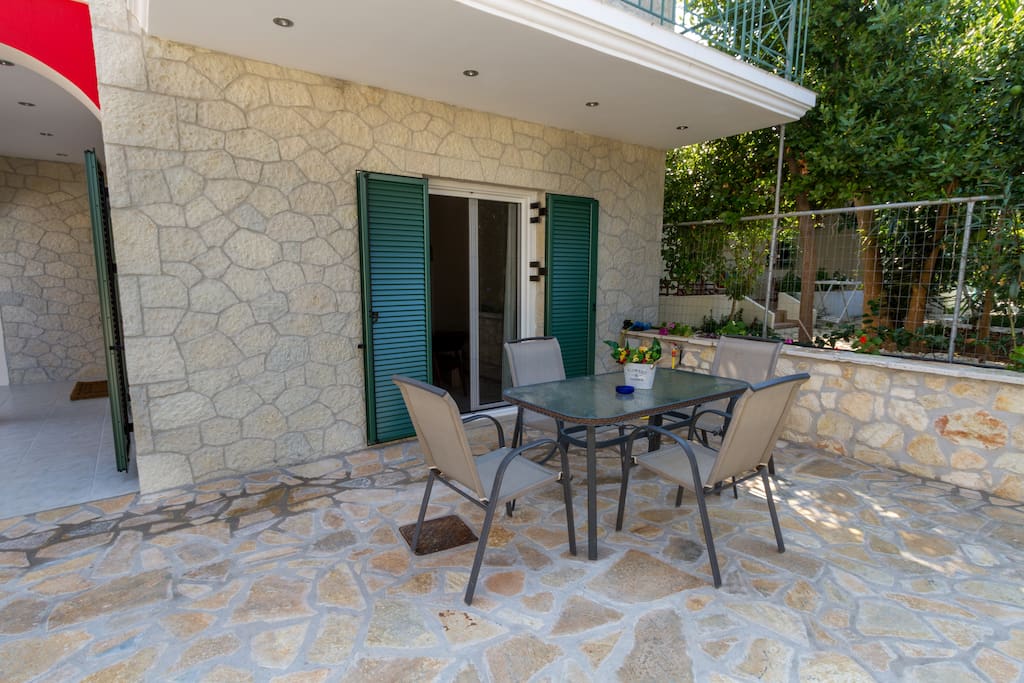 Patio Dining No 3