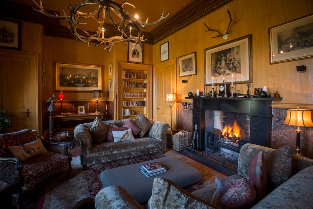Relax in the cosy and atmospheric Smoking Room*
(smoking is not allowed though)