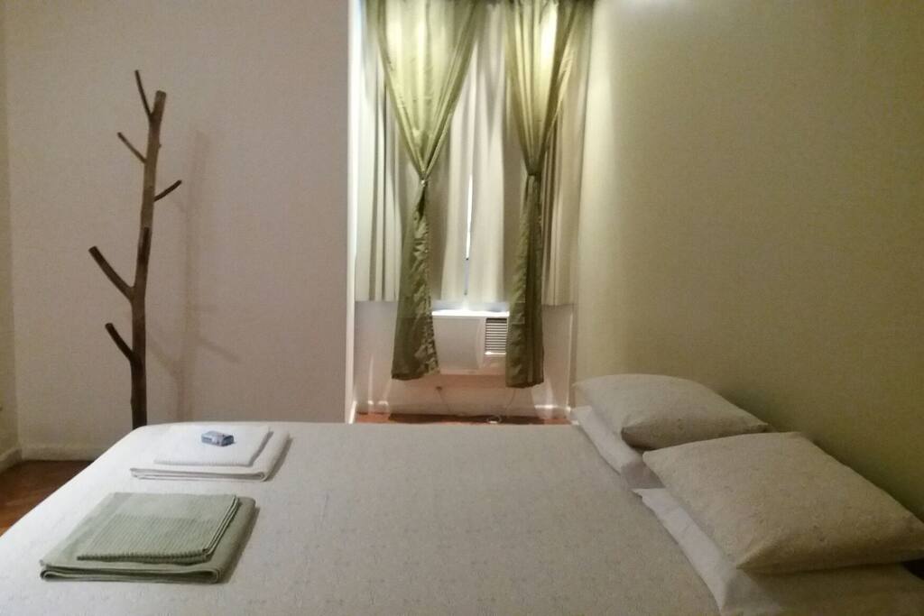 suite, with queen size bed and closet