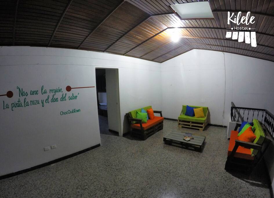 Hall descanso entre cuartos