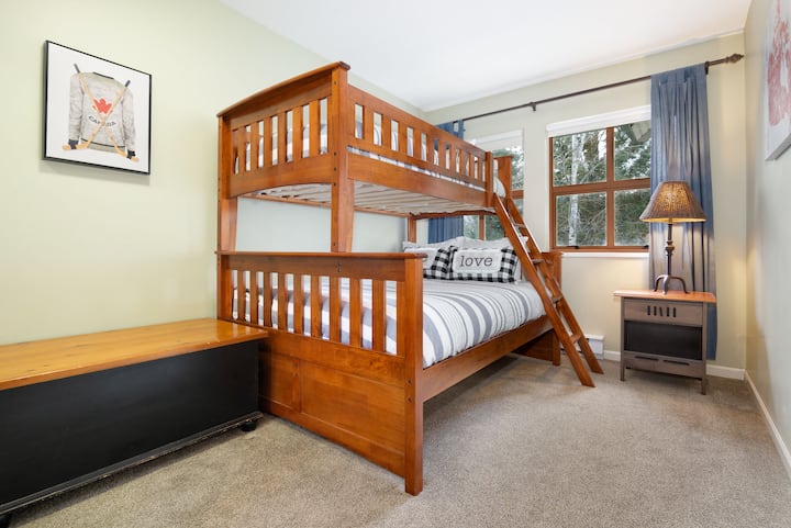 2号卧室单人上下铺