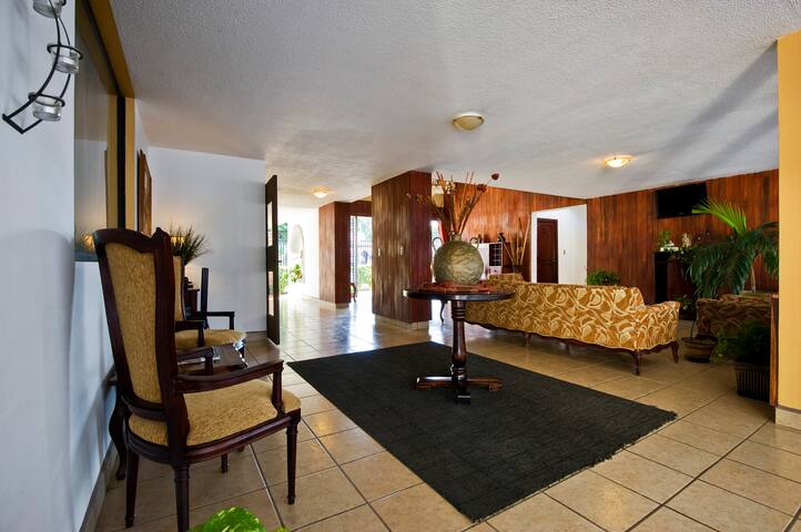 Mejor Opción  Alojamiento  ( Con Desayuno Buffet )