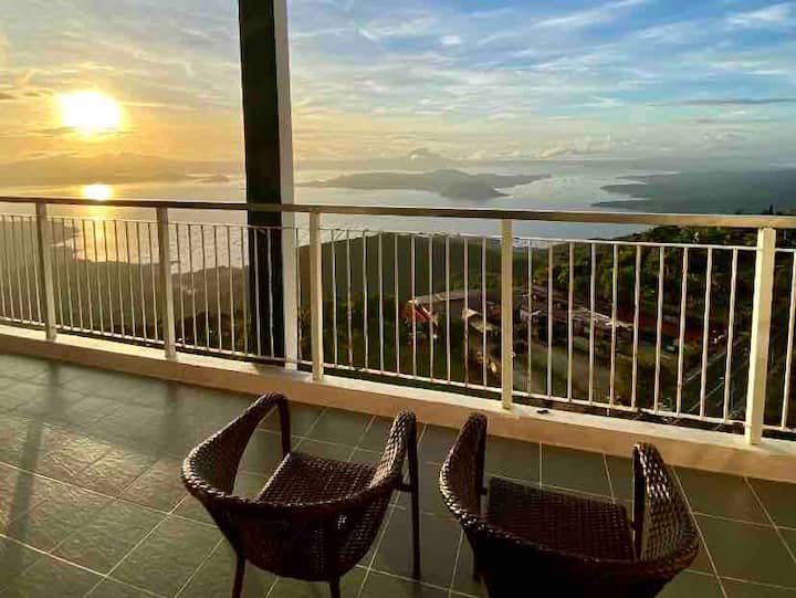 Penthouse Suite with Taal View in SM Wind Tagaytay Condominiums for