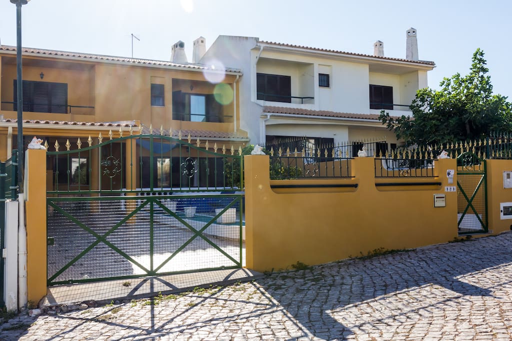 Entrada da Moradia
