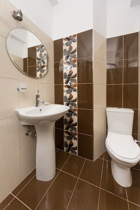 Depis Place bathroom