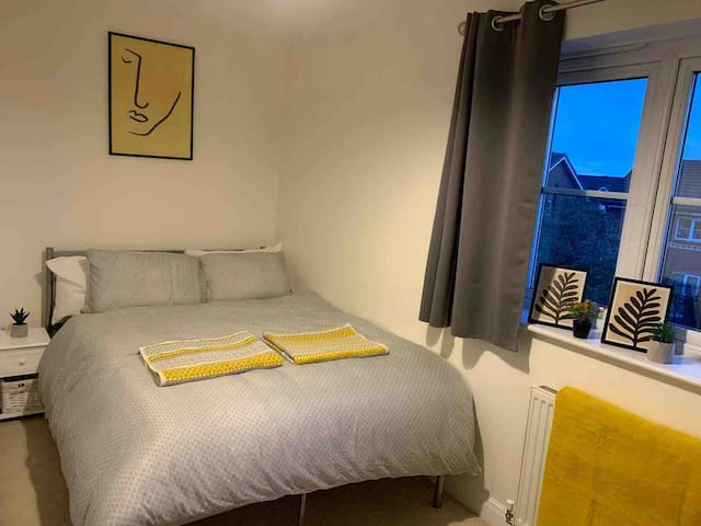 Spacious and amazing 4 bedroom detached house