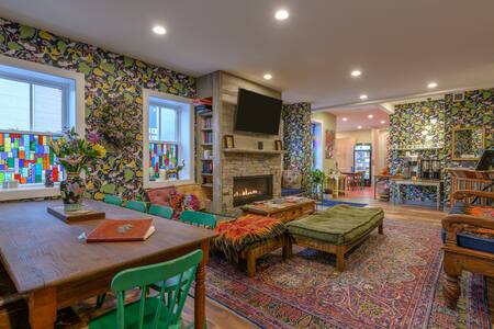 A Room for 2 in the Old Port! No cleaning fees!