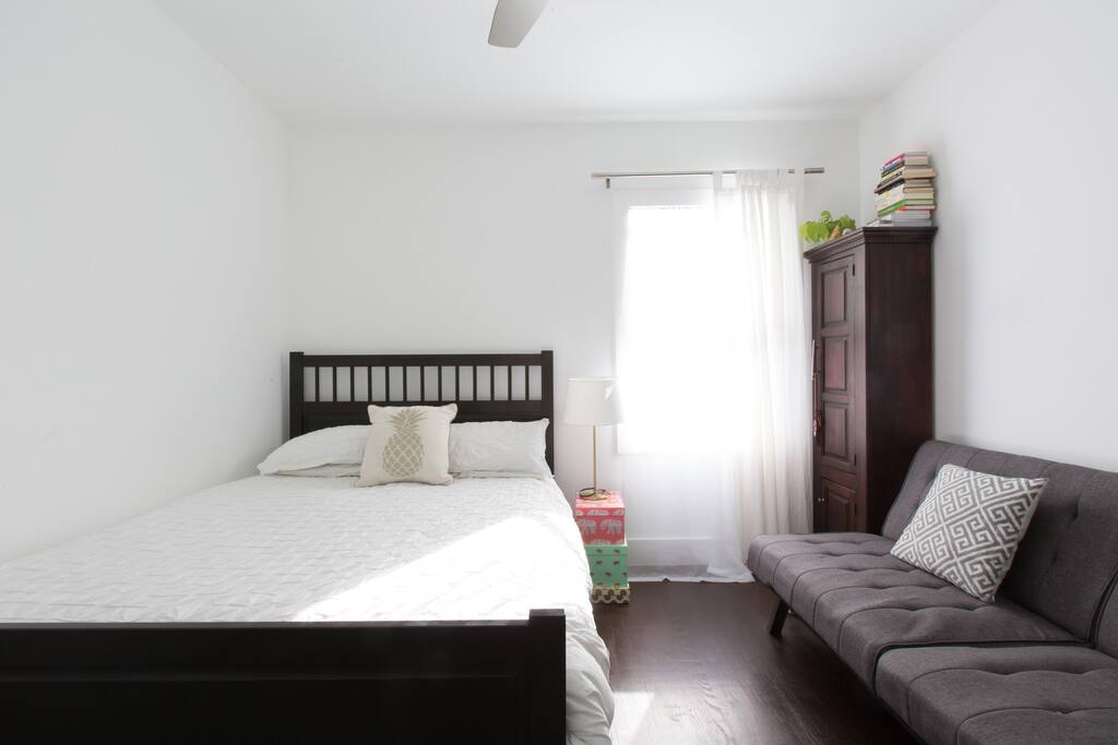 Full Double bed with Twin Sofa bed
