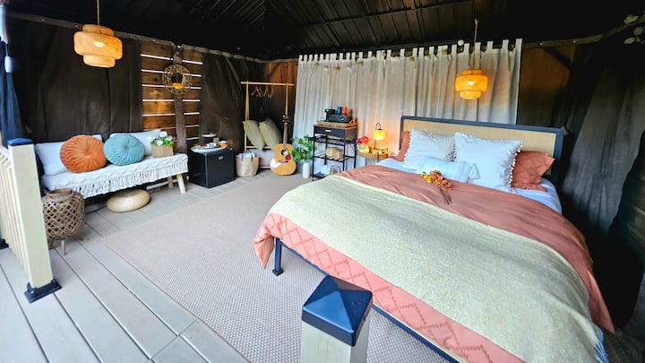 Delightful 12x16 Glamping Gazebo/tent - Aberdeen, MD