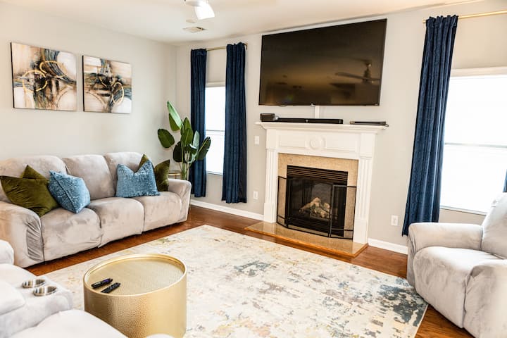 Large, Well-appointed Home For Families And Groups - Covington, GA