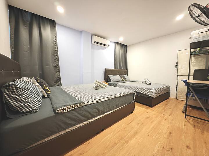 მე-3 ოთახი 2 საწოლიანი საწოლით 152 × 203 სმ