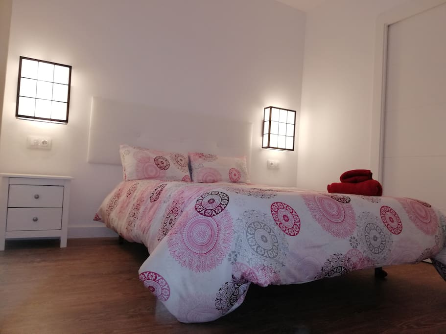 Dormitorio - cama doble