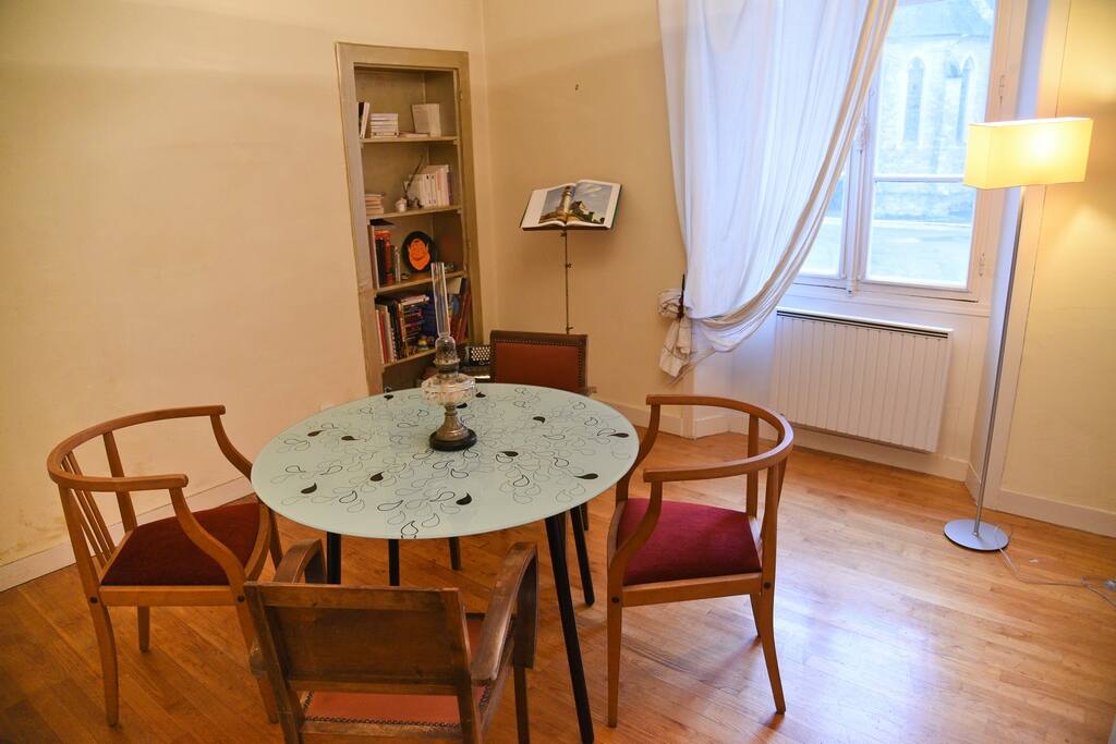 Salon