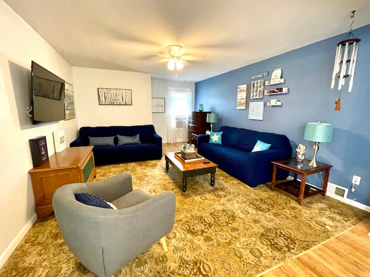 Mid Week Specials! - Beachfront, Dog Friendly - Long Island, NY