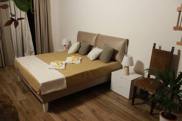 غرفة النوم 1