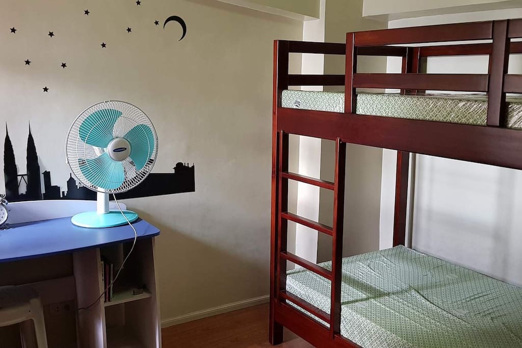 second bedroom with aircondition
