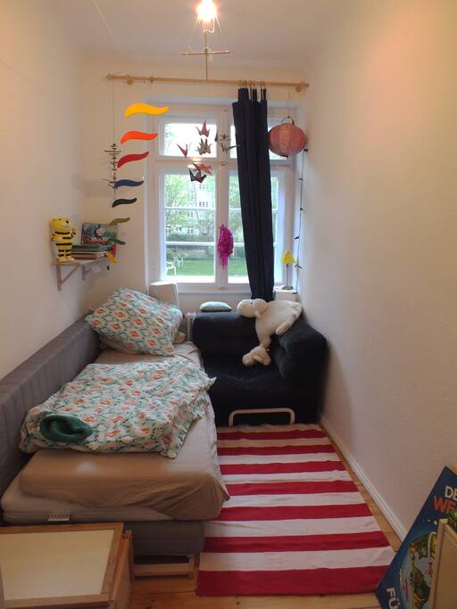 2nd SINGLE ROOM
...actually a child's room