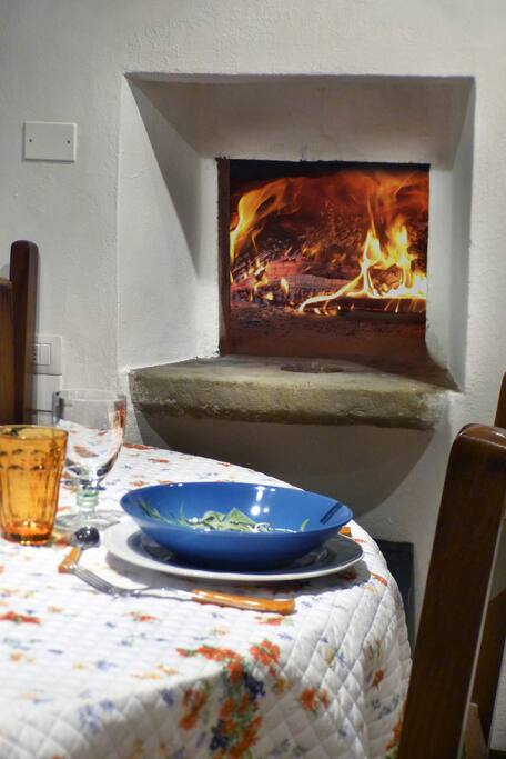 Il vecchio forno a legna...