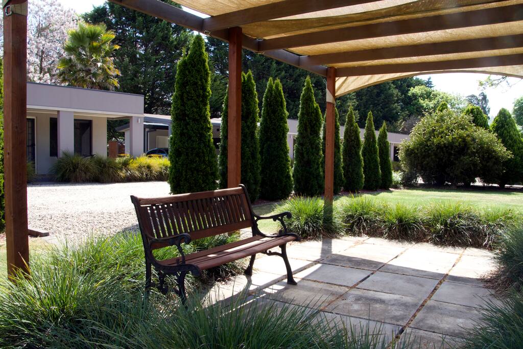 beautiful garden setting