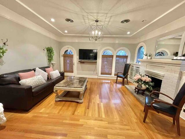 474 Grand House 7B4.5B Downtown San Jose gallery image 5