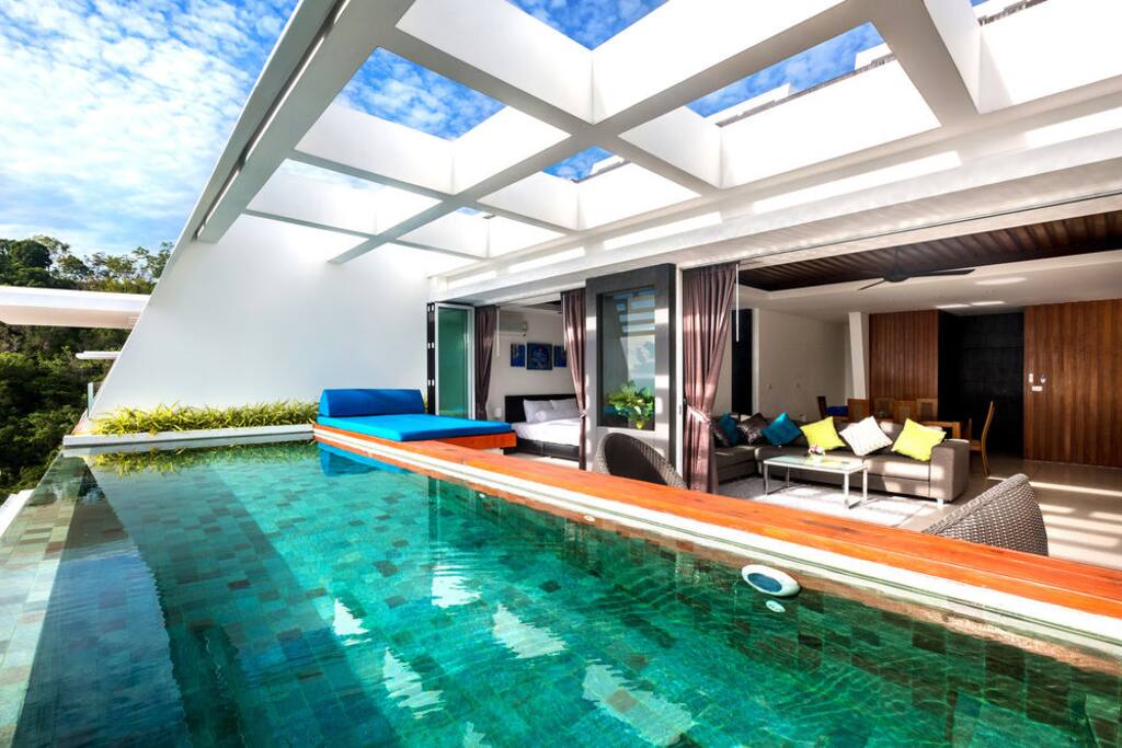 Private Infinity Pool